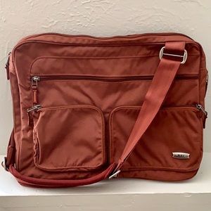 REI laptop messenger bag
